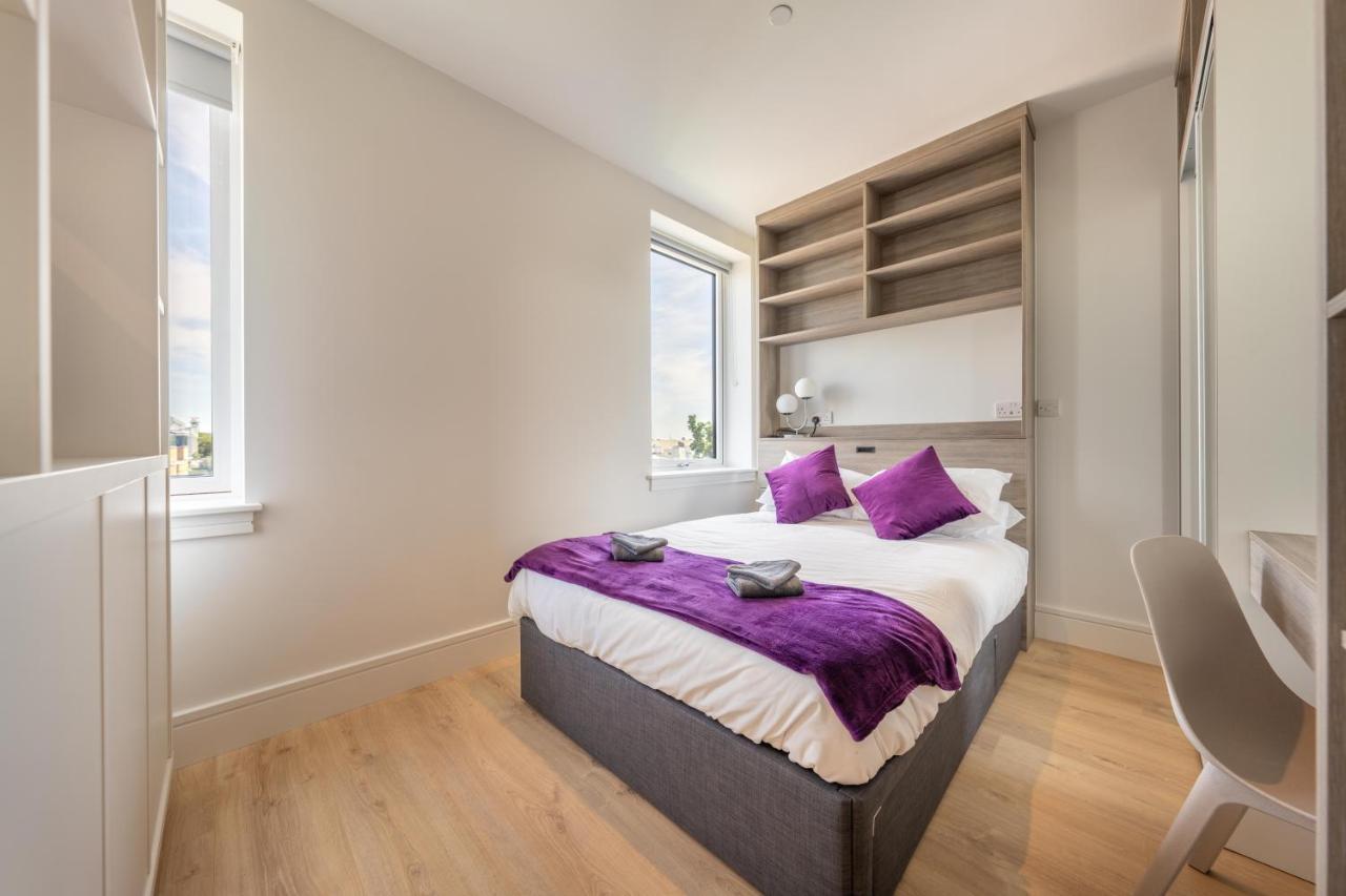 Cozy Apartments - Free Wifi And Parking Onsite Feltham Εξωτερικό φωτογραφία