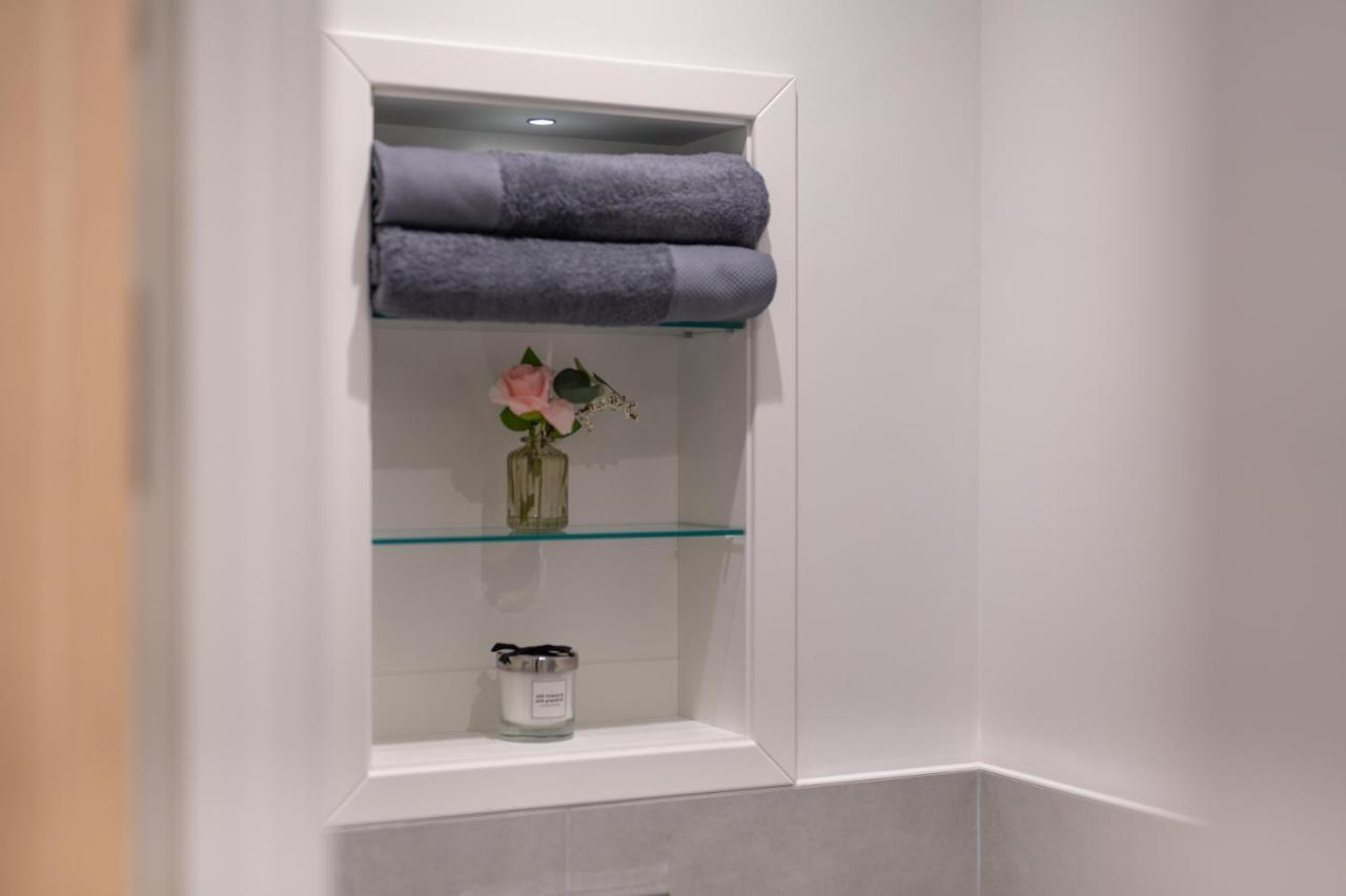 Cozy Apartments - Free Wifi And Parking Onsite Feltham Εξωτερικό φωτογραφία